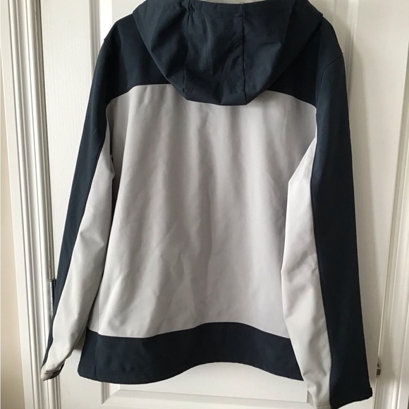 Mens Wind River (Marks) Light Hooded Jacket - Picture 2 of 4